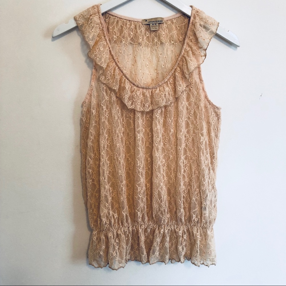 Forever 21 Feminine Ruffle Lace Tank Size M